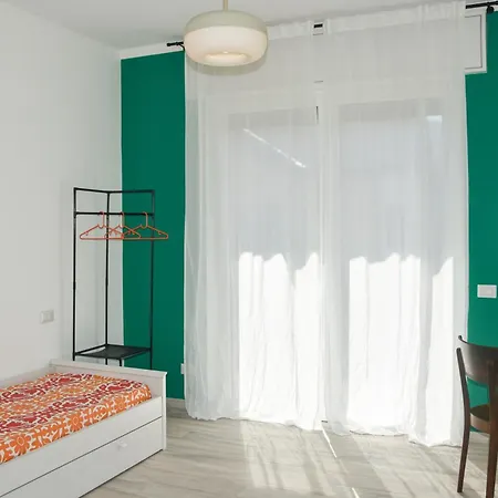 & Modern - 2 Bedrooms With Balcony & Parking Appartement *